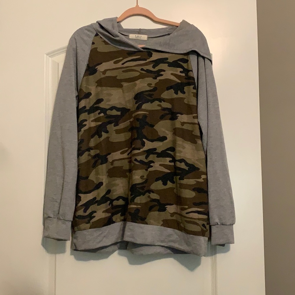Camo casual hooded long sleeve